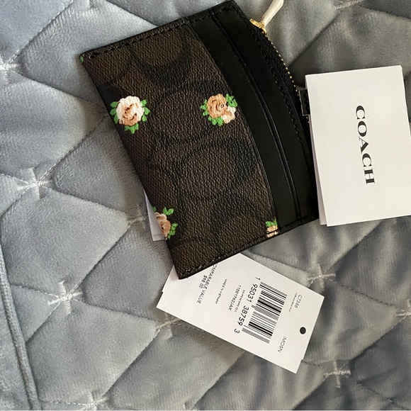 Coach Shaped Card Case Signature Canvas w/Vintage Mini Rose Print NWT - Picture 5 of 6